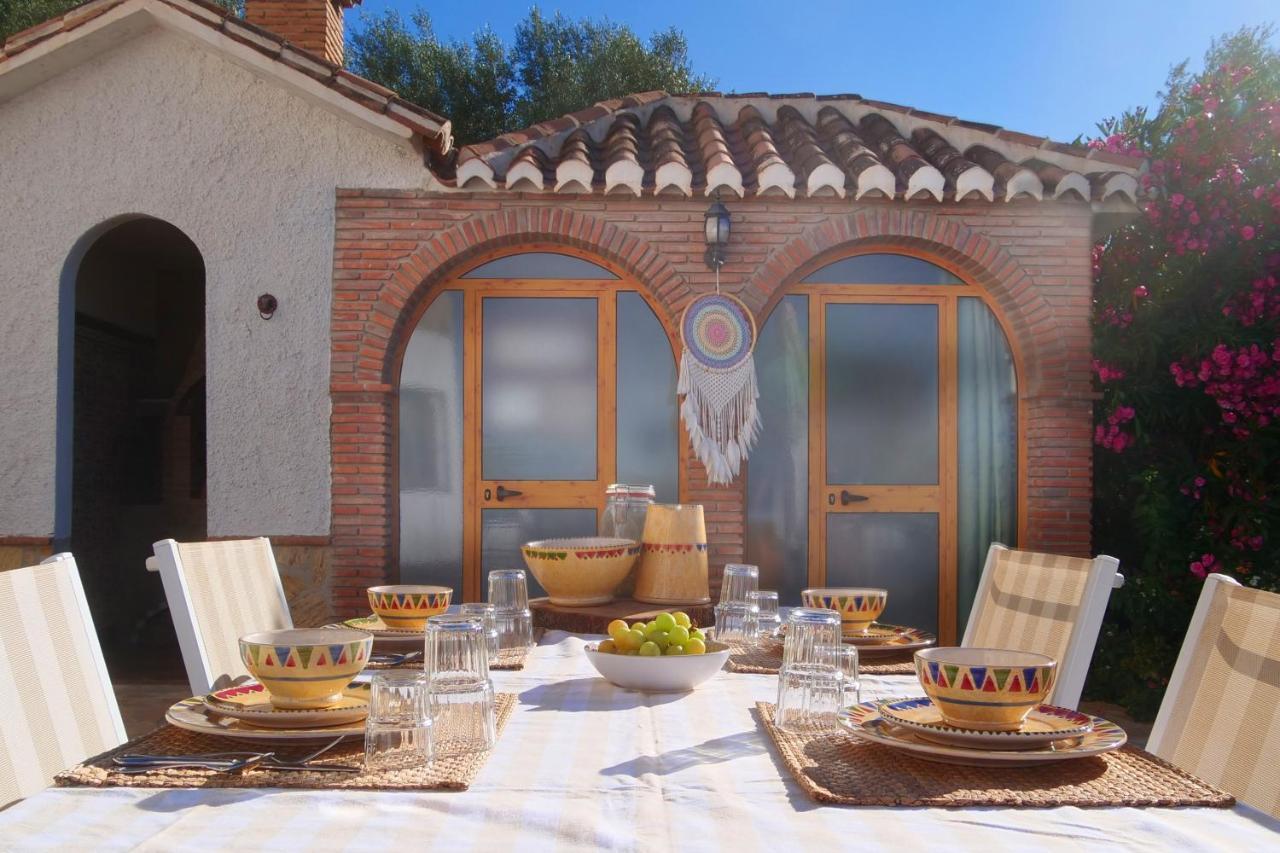 Casa Estrella De Salia Bed & Breakfast Alcaucin Luaran gambar