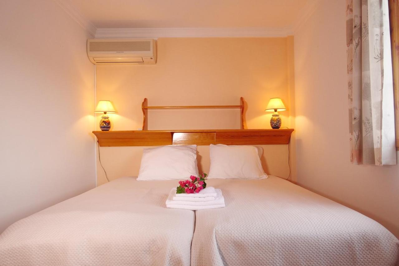 Casa Estrella De Salia Bed & Breakfast Alcaucin Luaran gambar